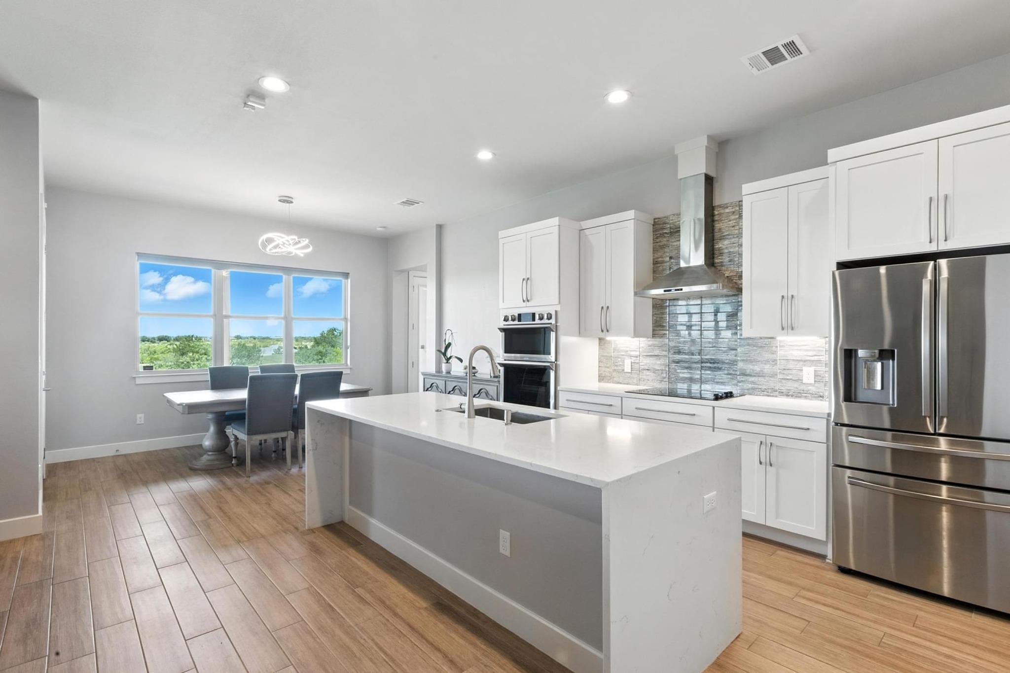 450 Peck St, Kyle, TX 78640