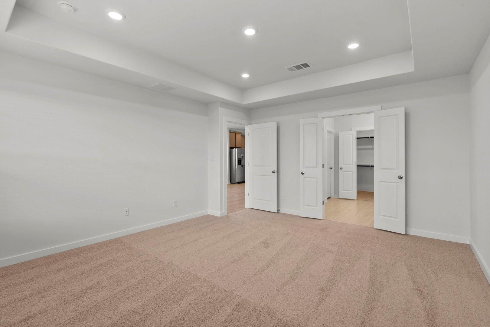 290 Bloomington Loop, Hutto, TX 78634