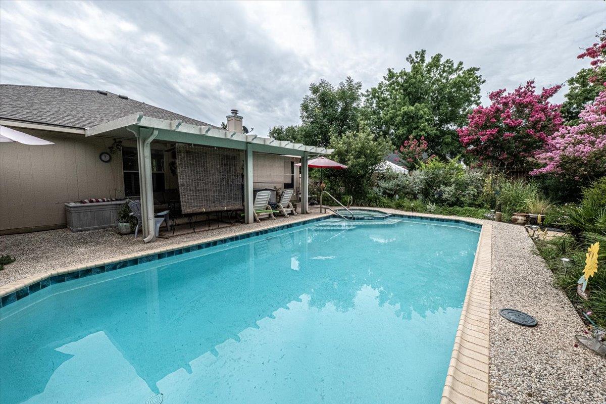 16900 Korat Ln, Round Rock, TX 78681