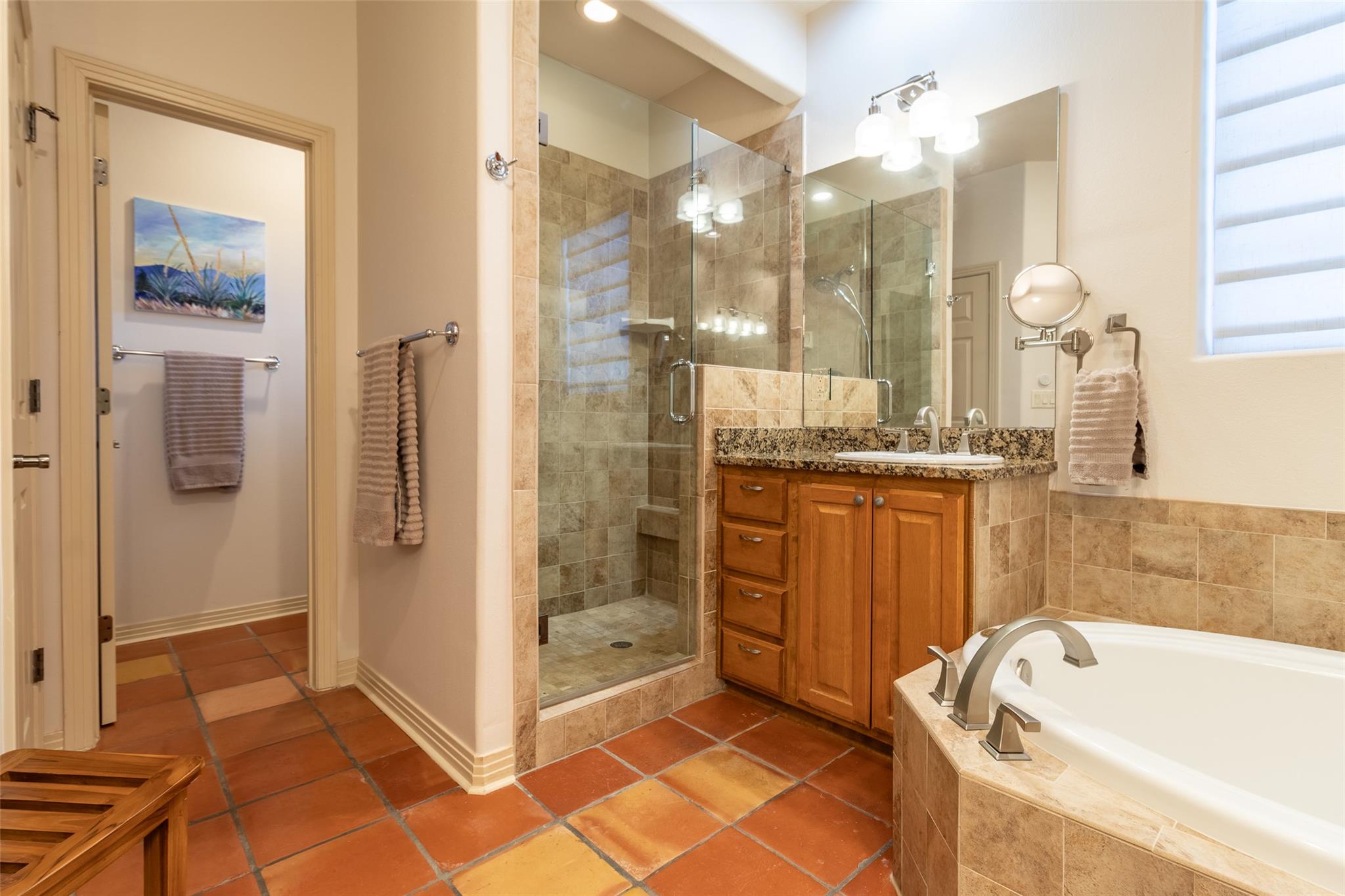 515 East Trl, Spicewood, TX 78669