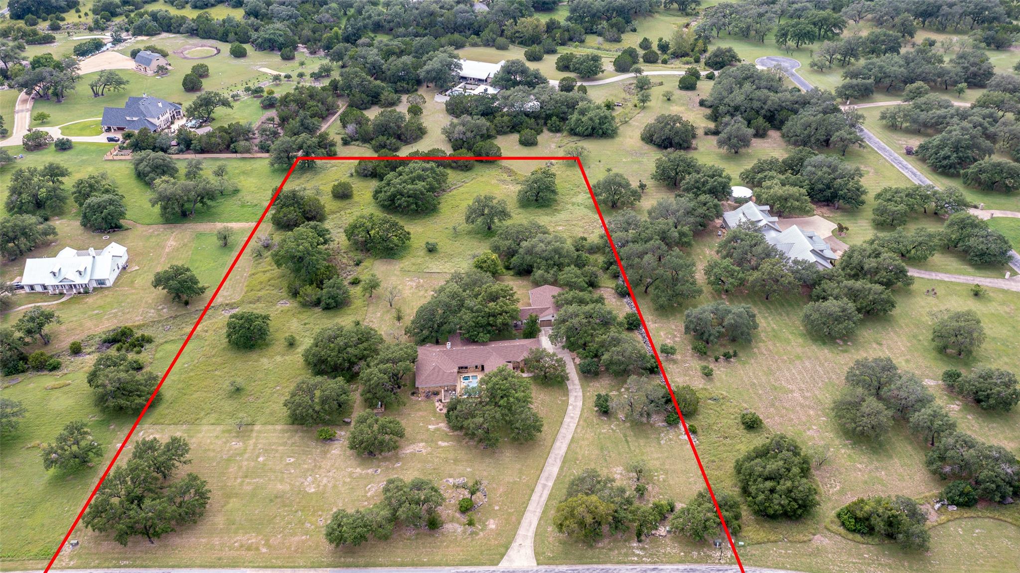 515 East Trl, Spicewood, TX 78669