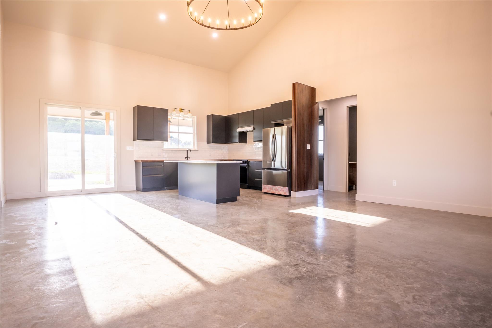 662 Private Road 140, Lampasas, TX 76550