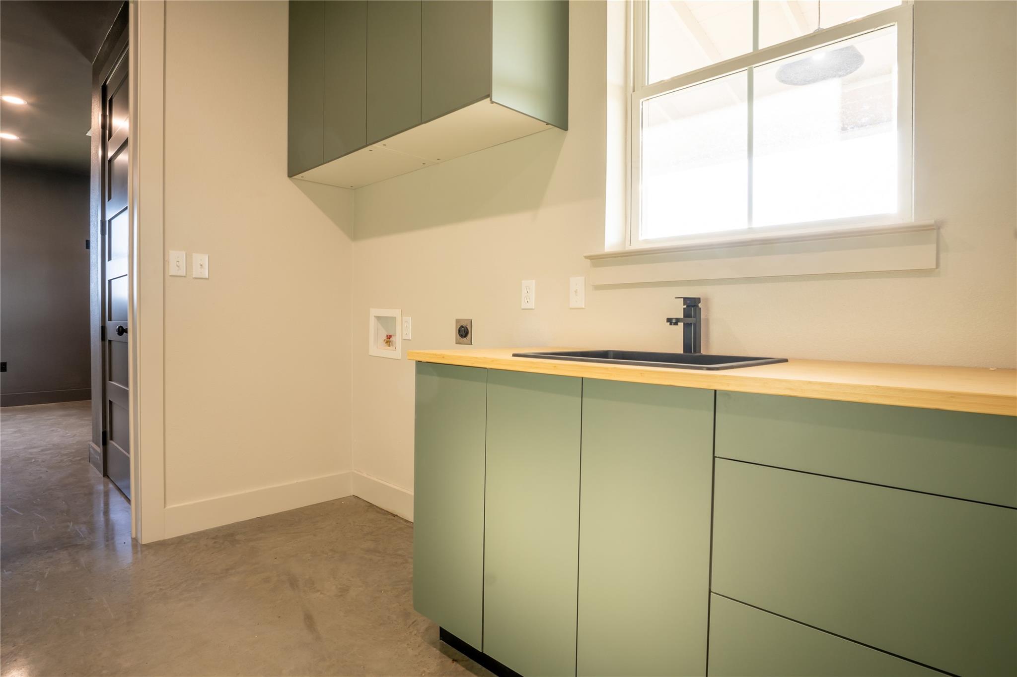 662 Private Road 140, Lampasas, TX 76550