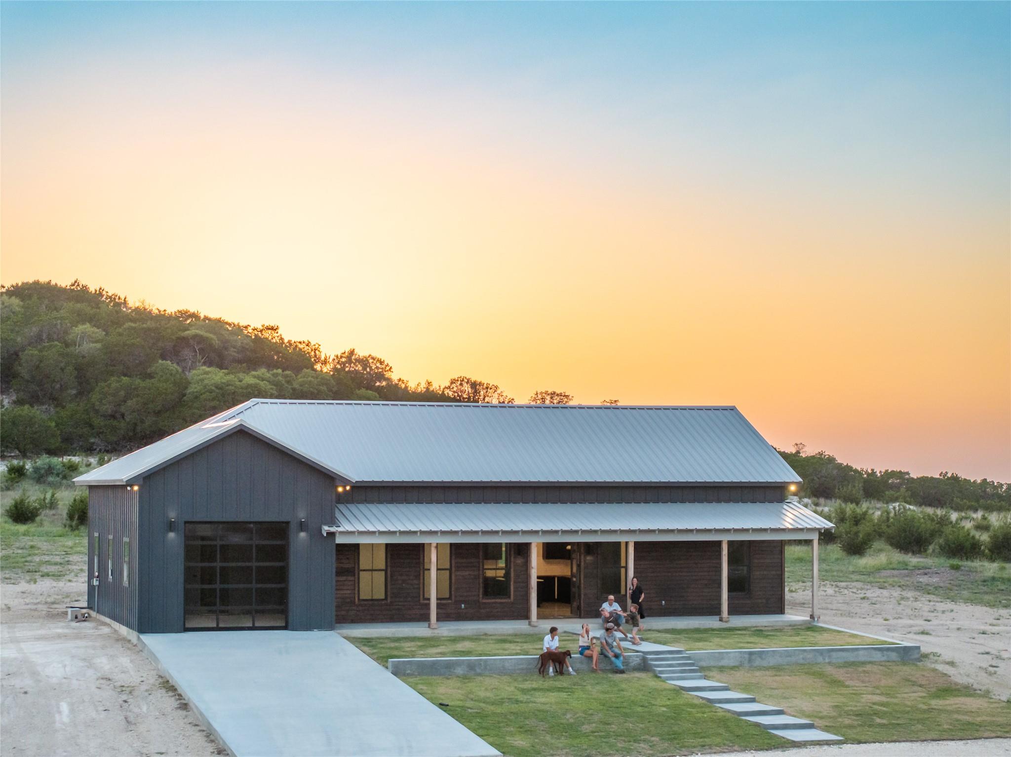 662 Private Road 140, Lampasas, TX 76550