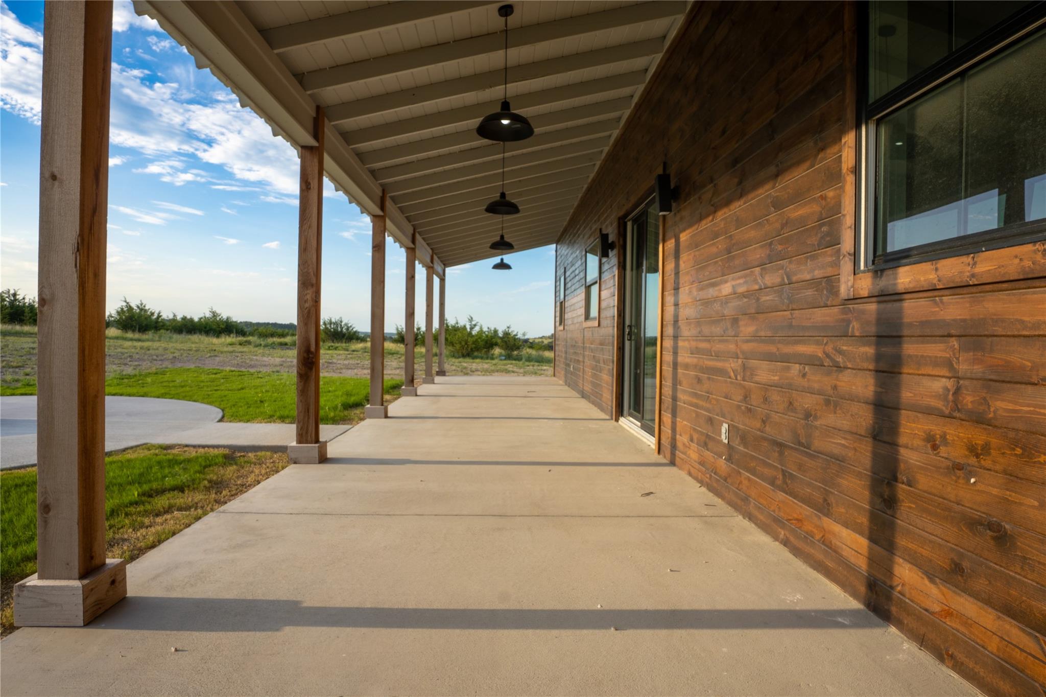 662 Private Road 140, Lampasas, TX 76550