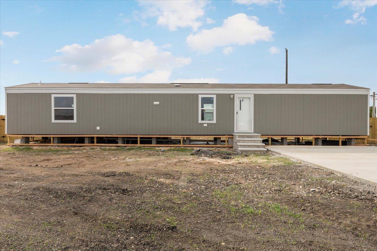 9231 Williamson Rd, Buda, TX 78610