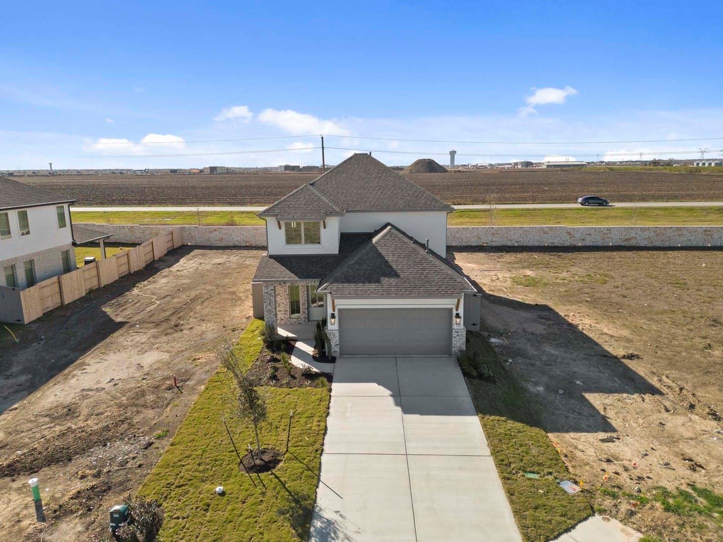 244 Bloomington Loop, Hutto, TX 78634