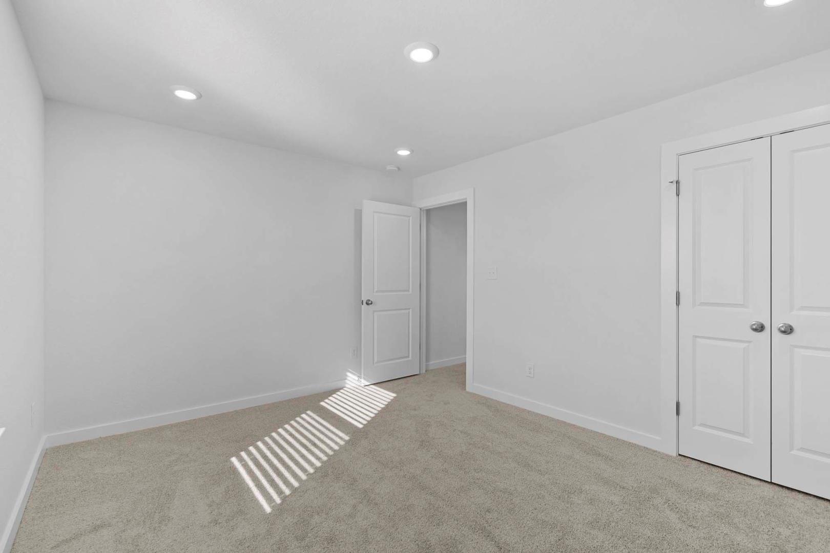 244 Bloomington Loop, Hutto, TX 78634