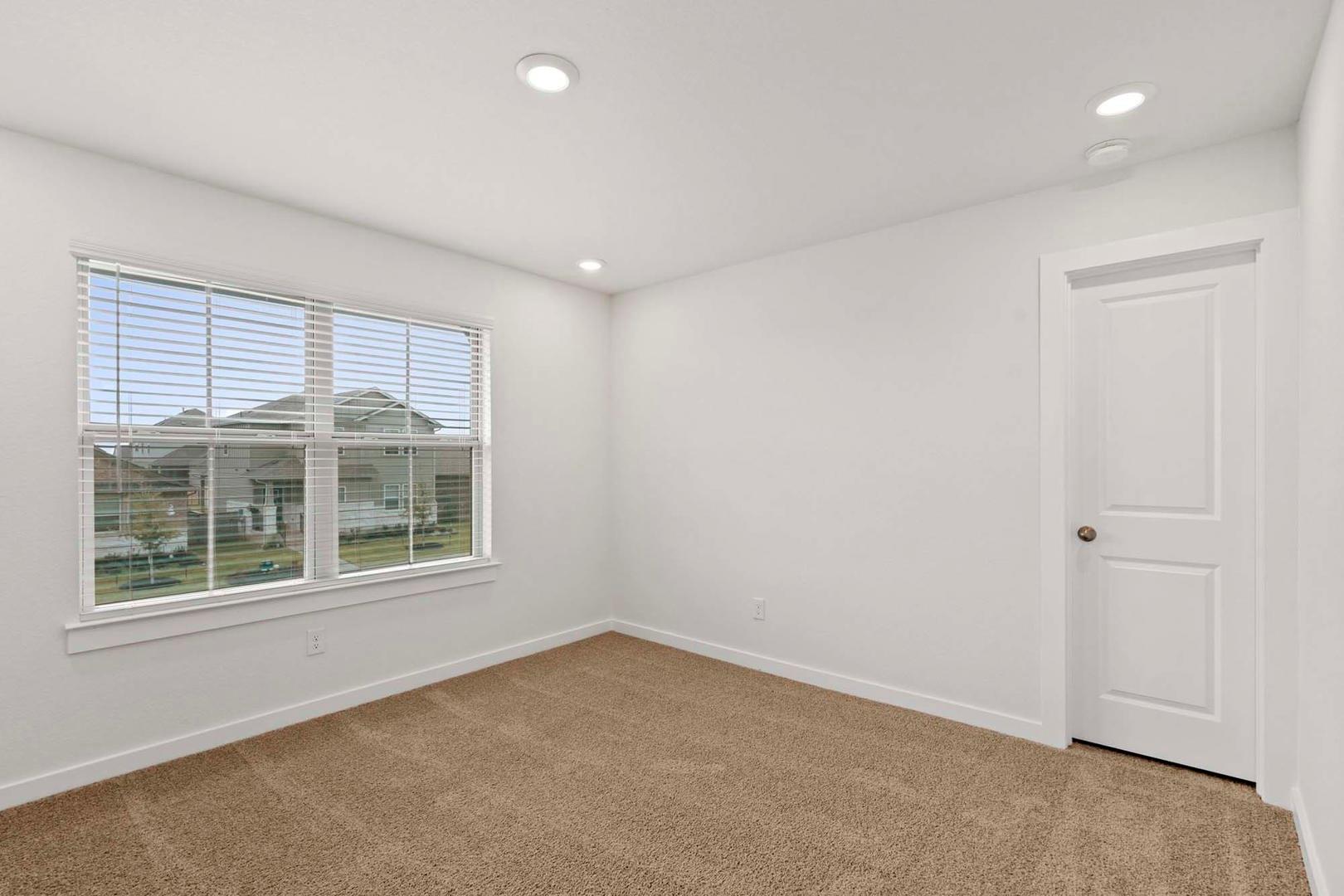 533 Bloomington Loop, Hutto, TX 78634