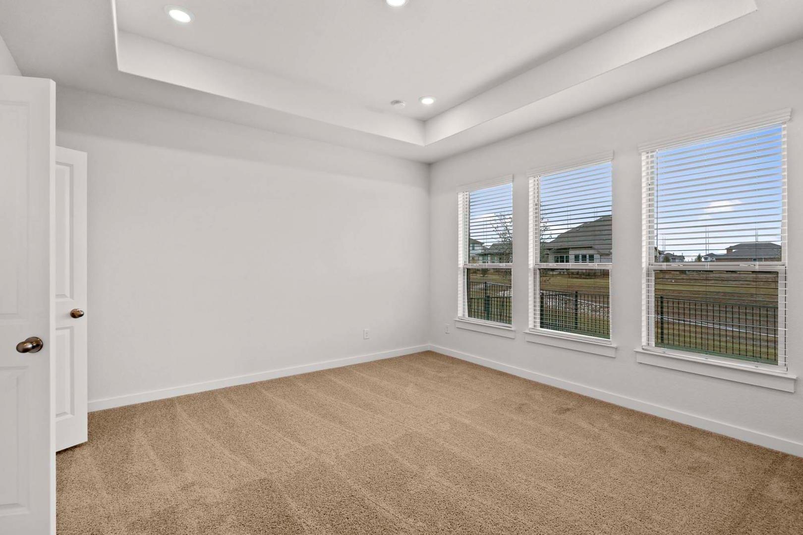 533 Bloomington Loop, Hutto, TX 78634