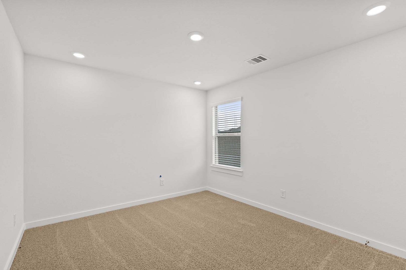 533 Bloomington Loop, Hutto, TX 78634