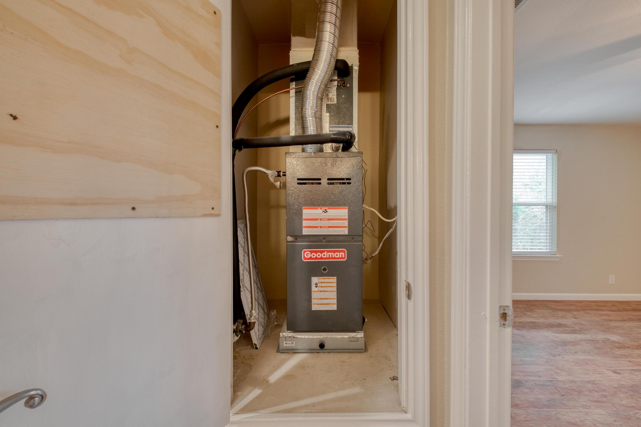 2700 Catalina Dr, Austin, TX 78741