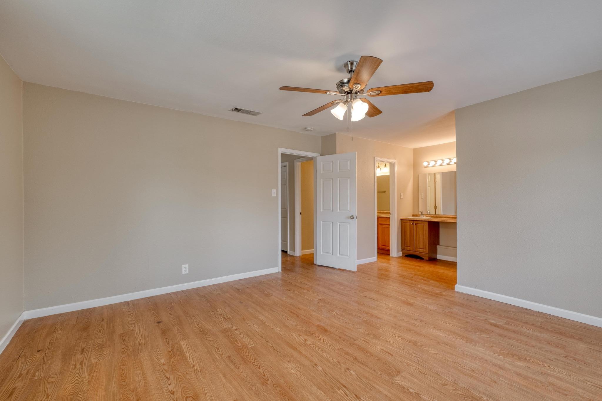 2700 Catalina Dr, Austin, TX 78741