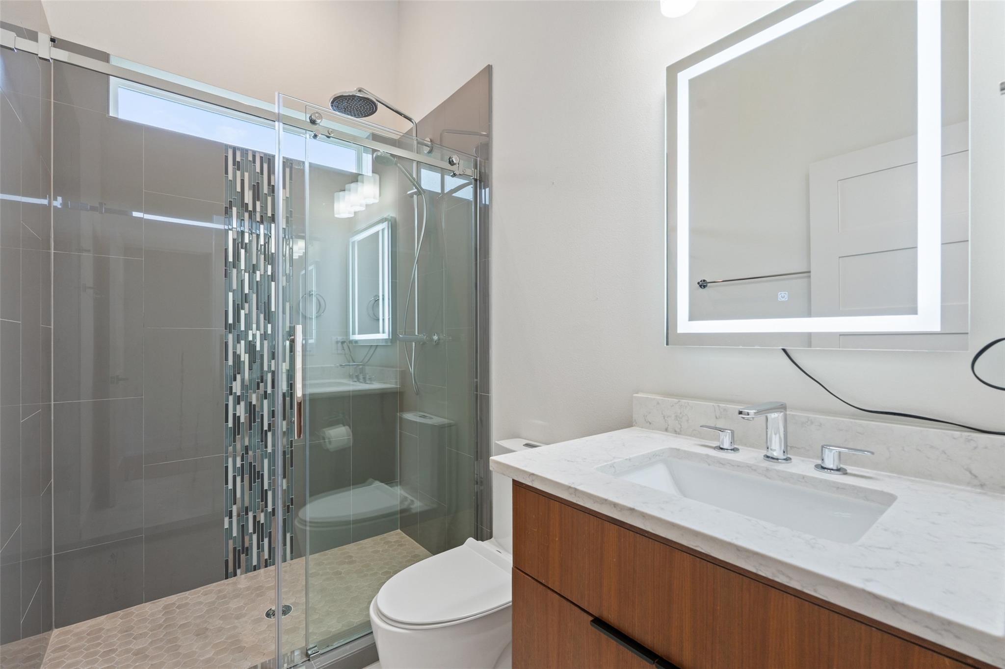 108 Tillery St # 1, Austin, TX 78702