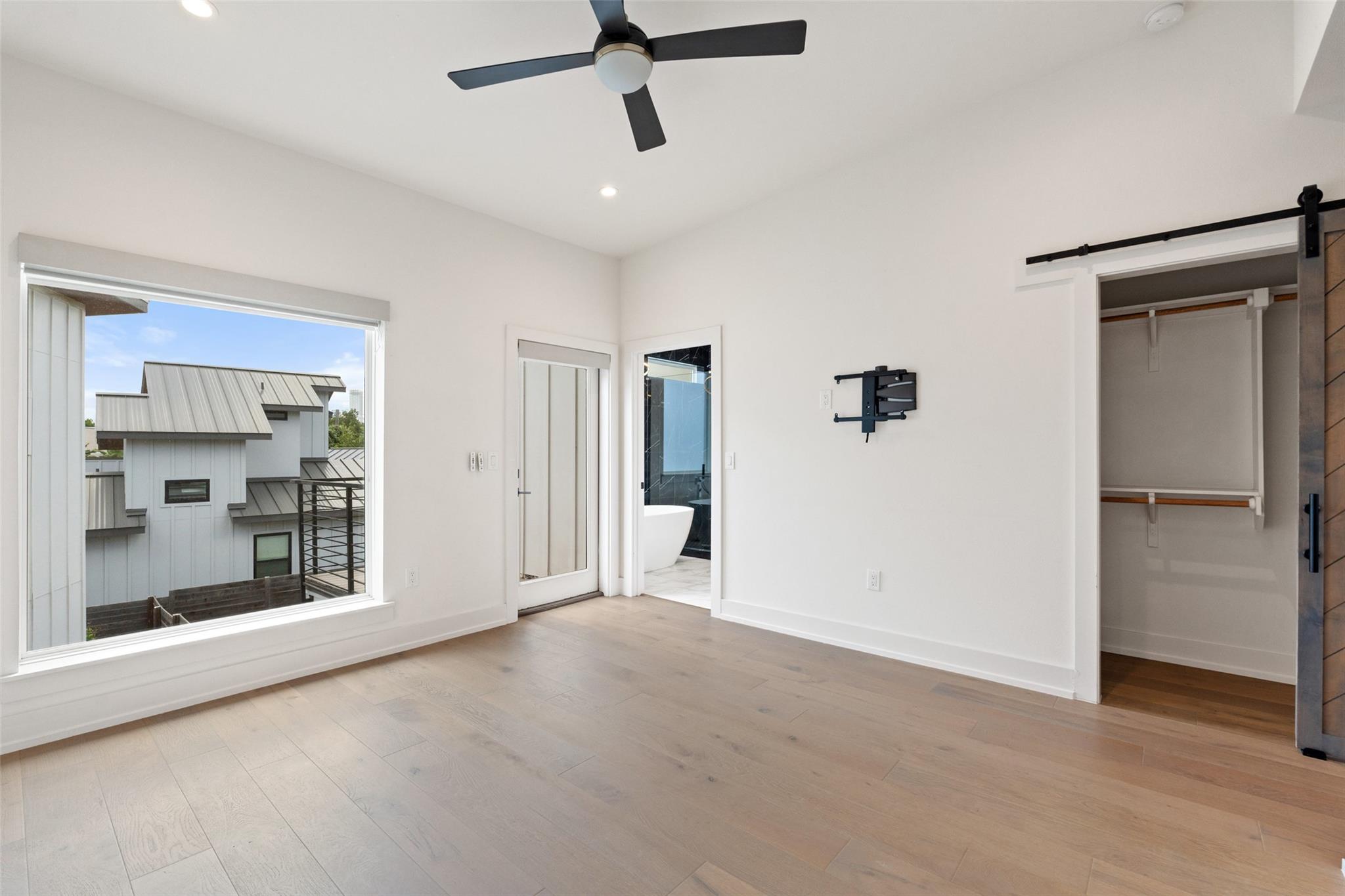 108 Tillery St # 1, Austin, TX 78702