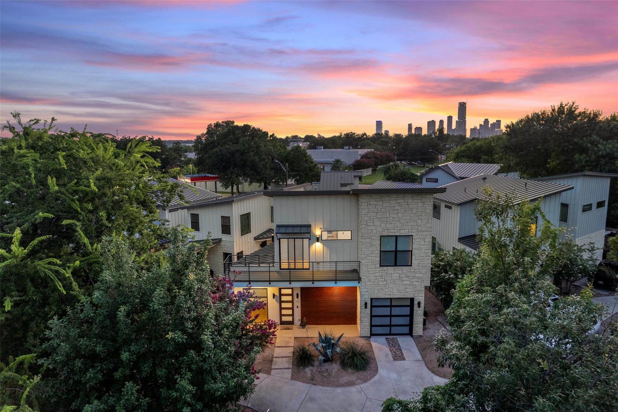 108 Tillery St # 1, Austin, TX 78702