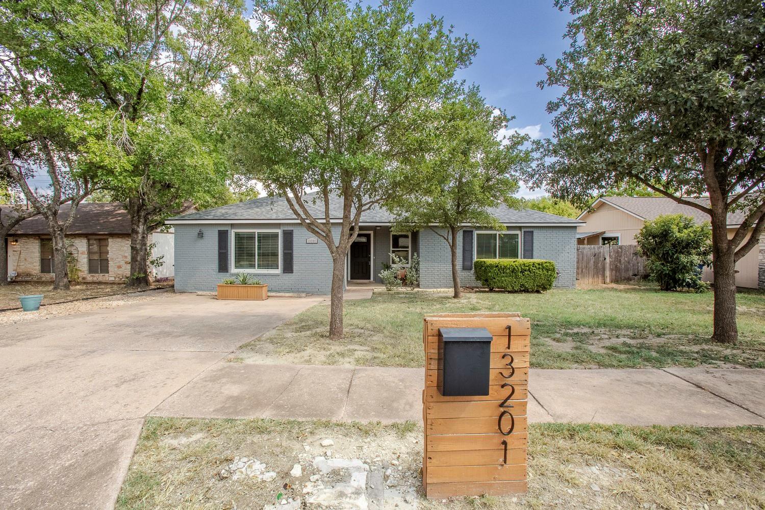 13201 Bourbon St, Austin, TX 78727