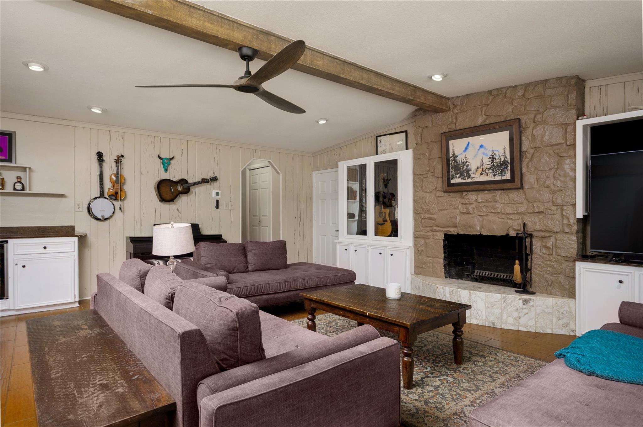 10606 Spicewood Club Dr, Austin, TX 78750