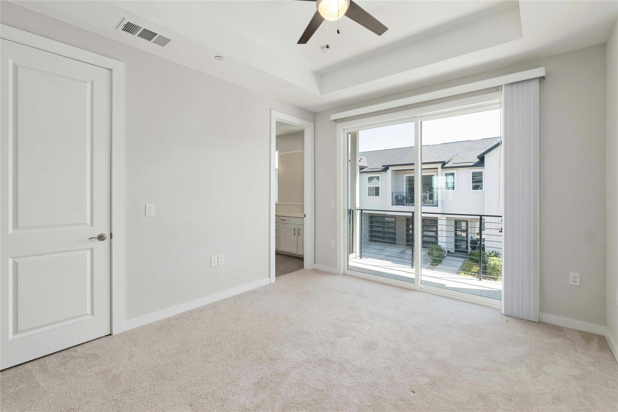 12001 Vista Parke Dr # 702, Austin, TX 78726