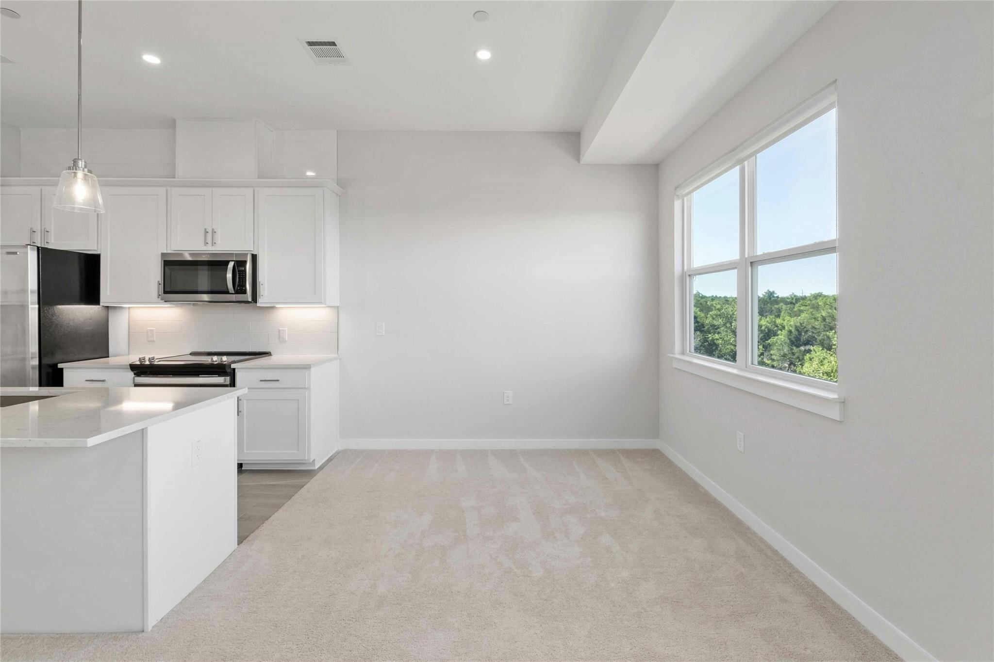 12001 Vista Parke Dr # 702, Austin, TX 78726