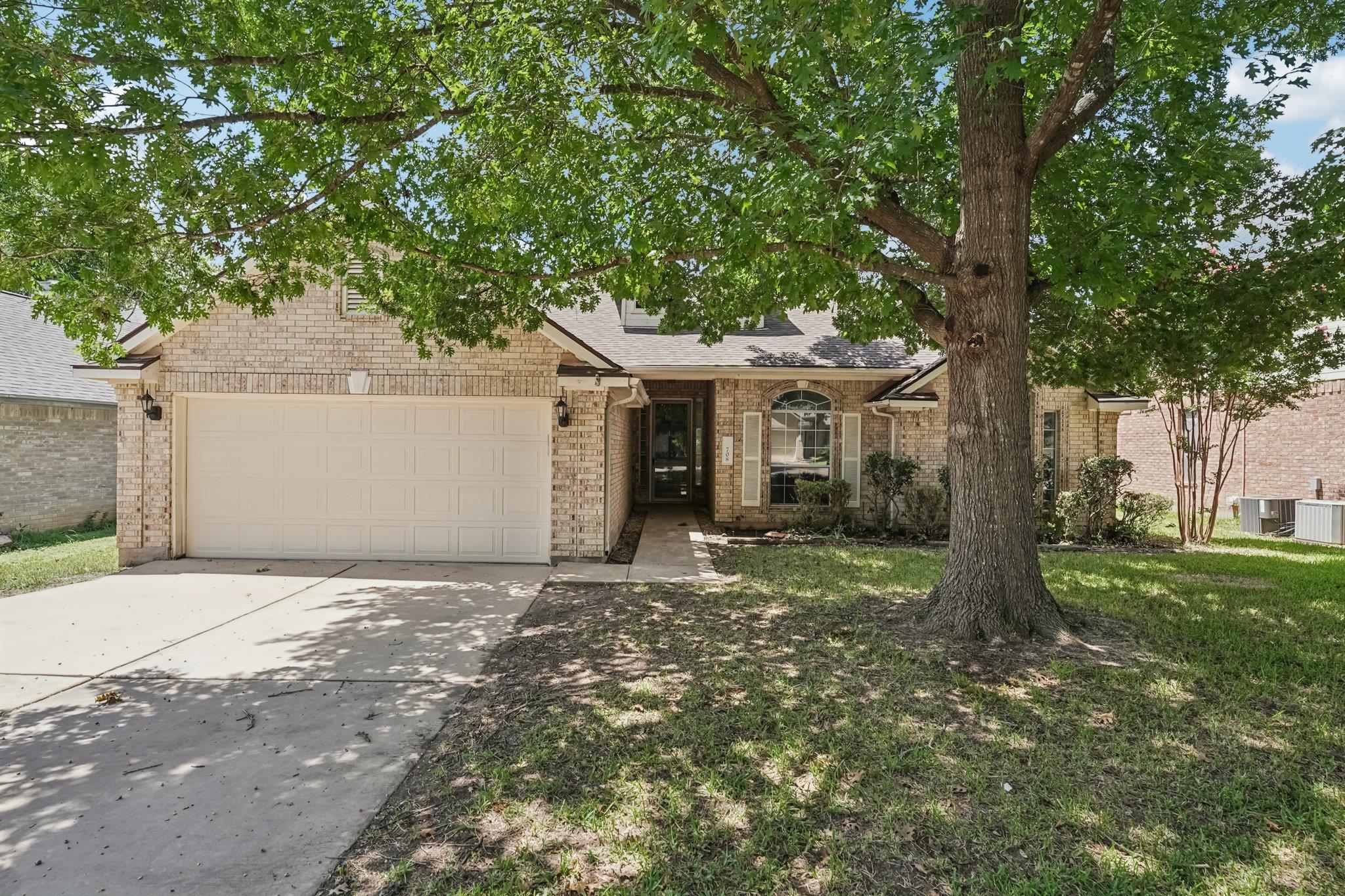 708 Mountain Ridge Dr, Leander, TX 78641