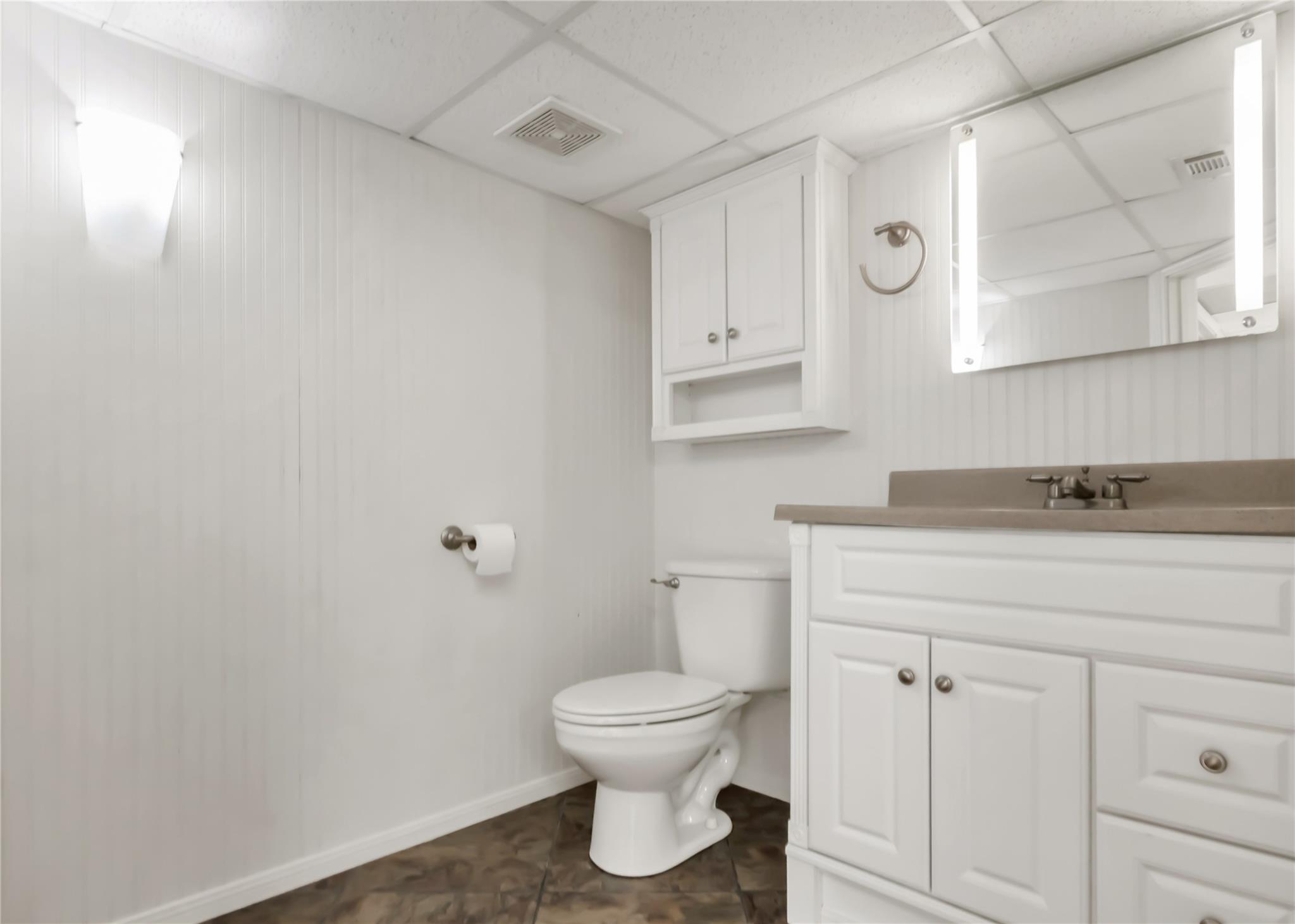 1004 22 Hills Rd, Gause, TX 77857