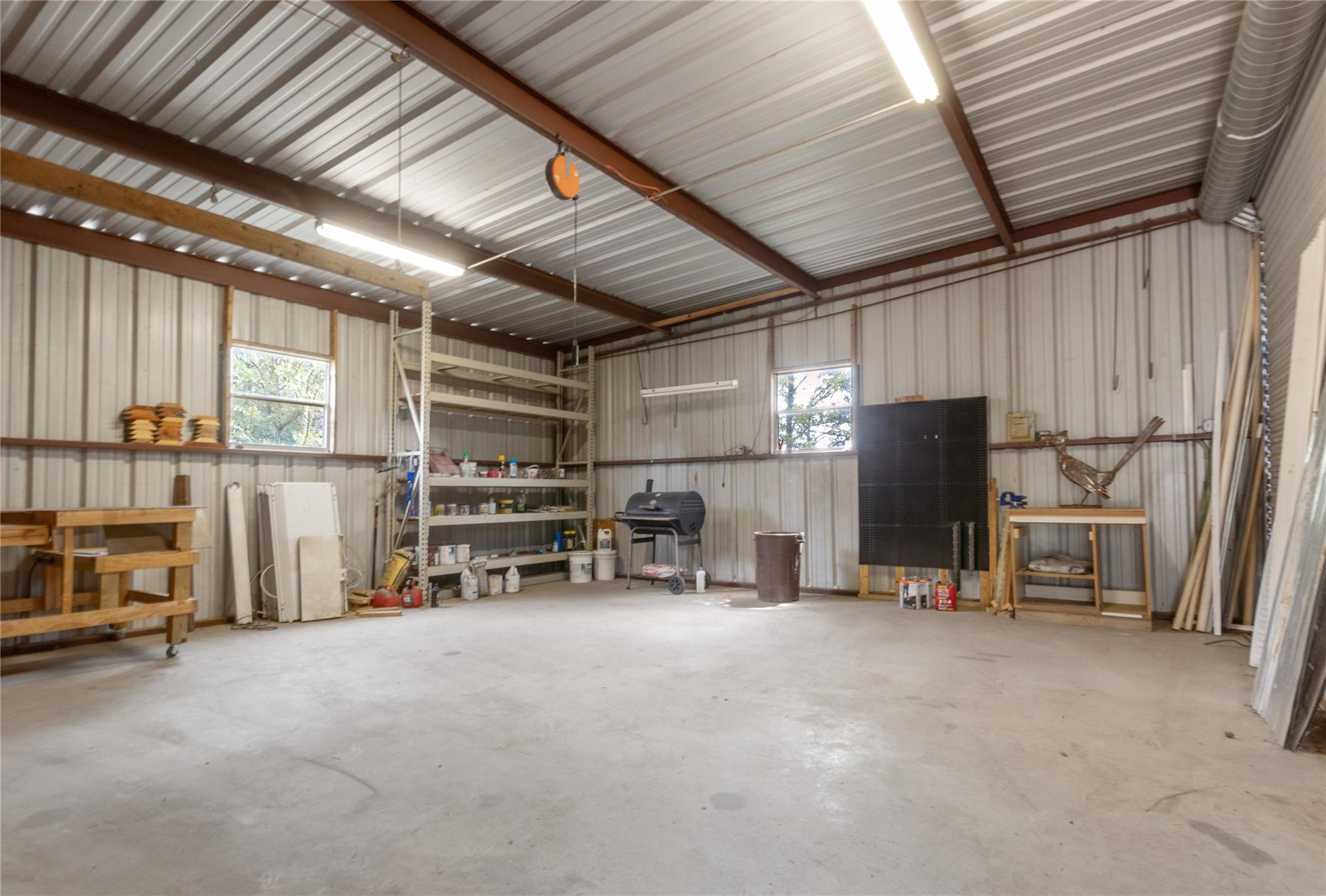 1004 22 Hills Rd, Gause, TX 77857