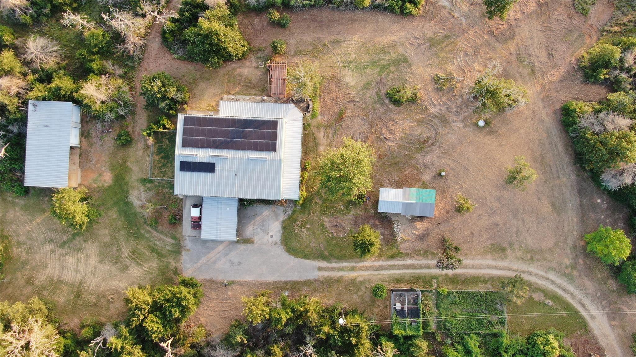 1004 22 Hills Rd, Gause, TX 77857