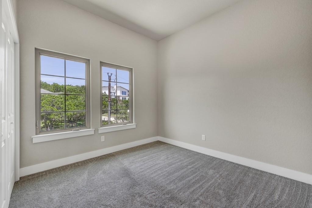 1216 Canyon Lake Dr, Canyon Lake, TX 78133