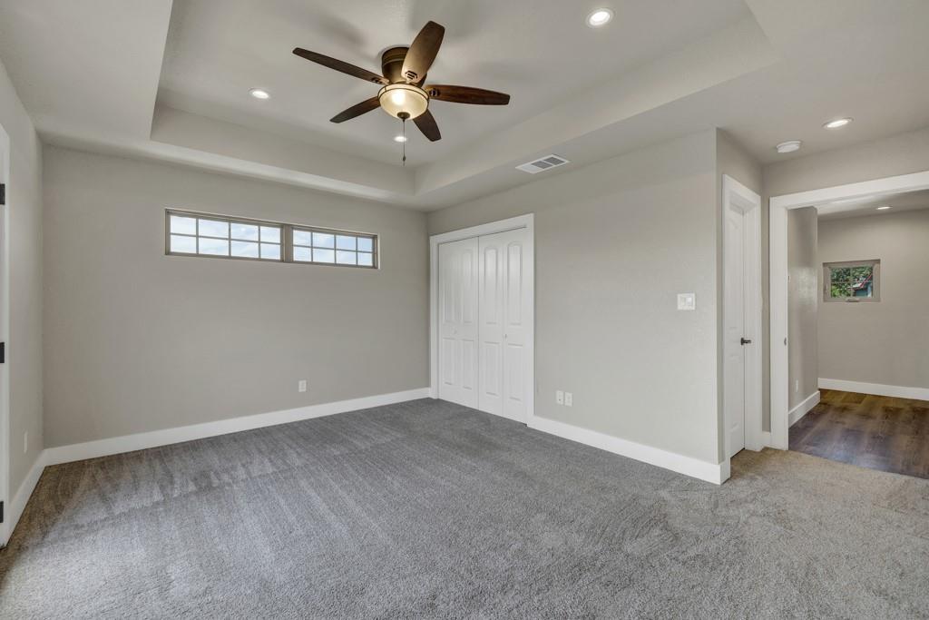 1216 Canyon Lake Dr, Canyon Lake, TX 78133