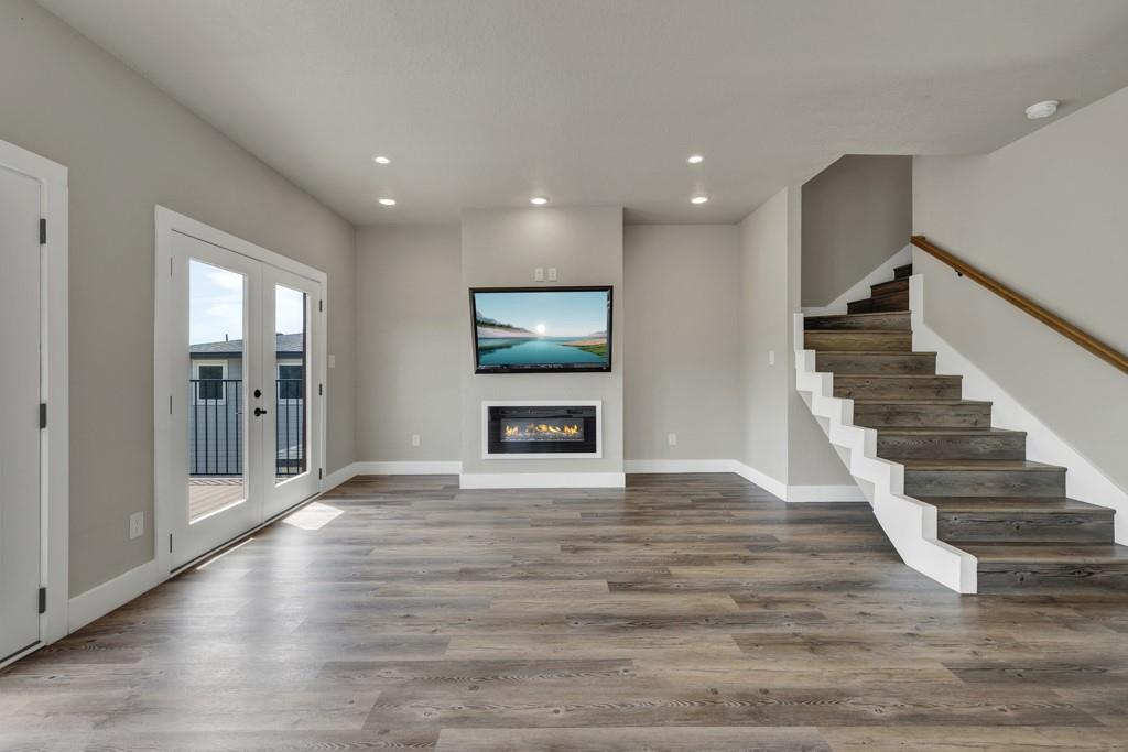 1216 Canyon Lake Dr, Canyon Lake, TX 78133