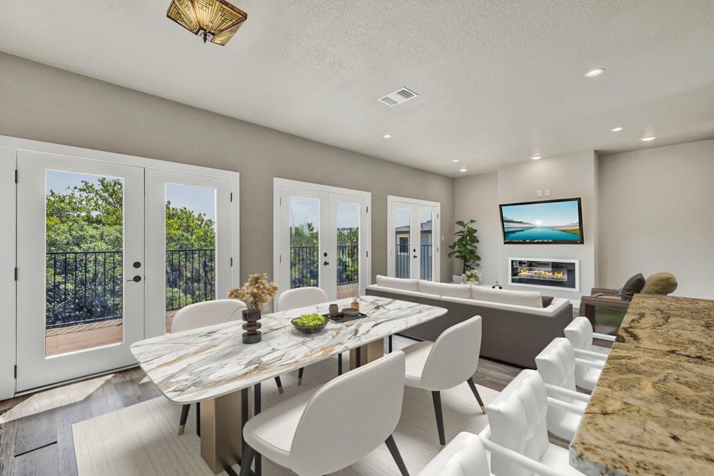 1216 Canyon Lake Dr, Canyon Lake, TX 78133