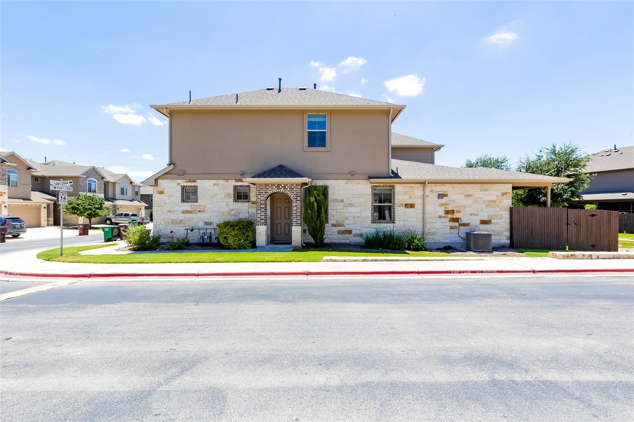 2880 Donnell Dr # 1704, Round Rock, TX 78664