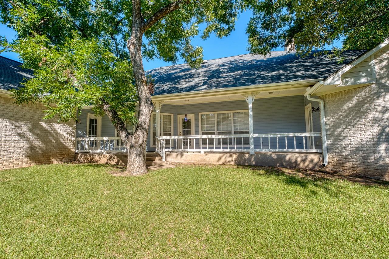 266 Quail, Meadowlakes, TX 78654