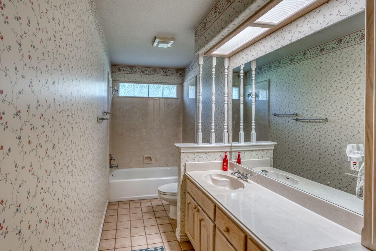 266 Quail, Meadowlakes, TX 78654