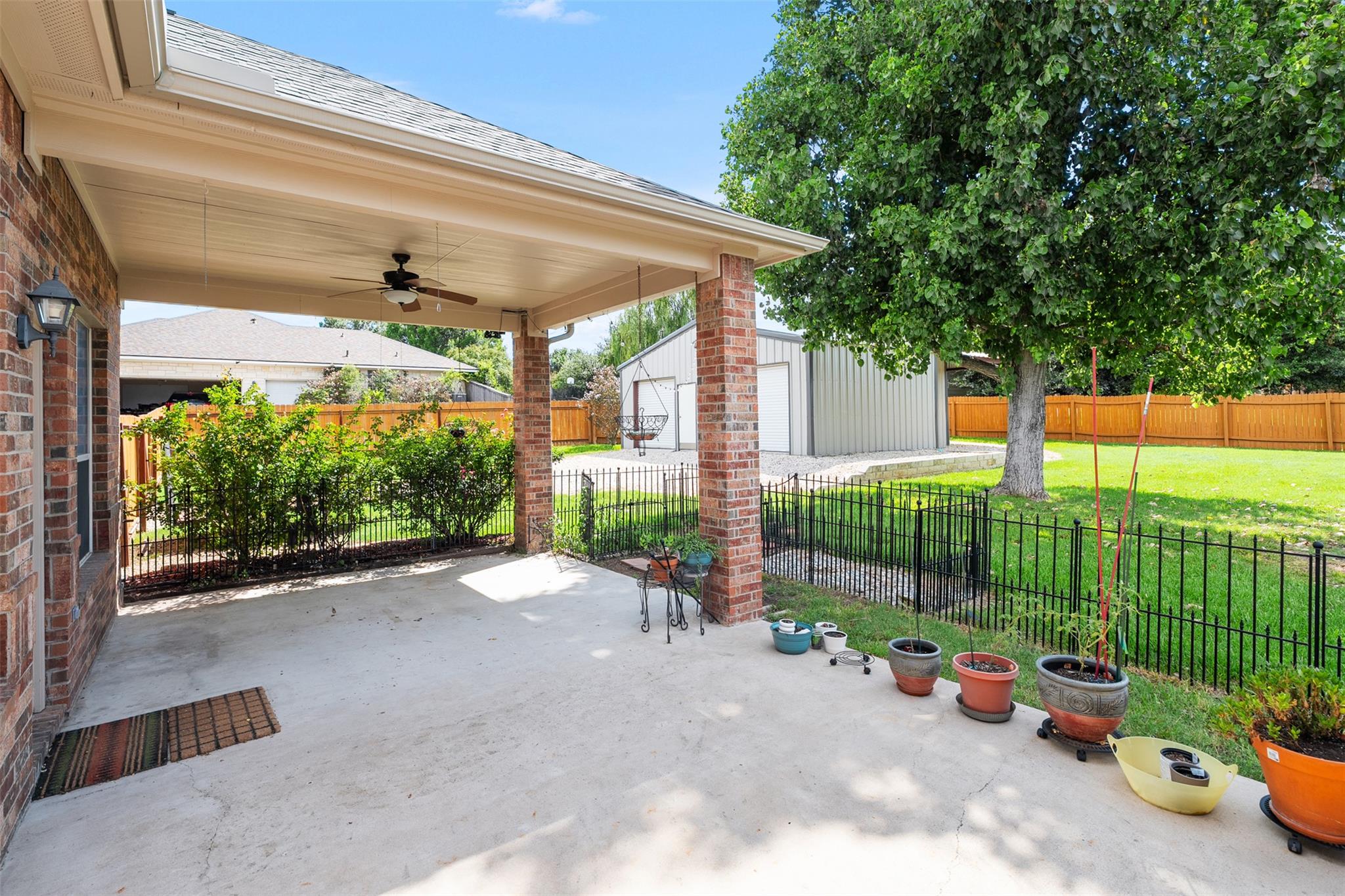 12312 Blackberry Rd, Salado, TX 76571