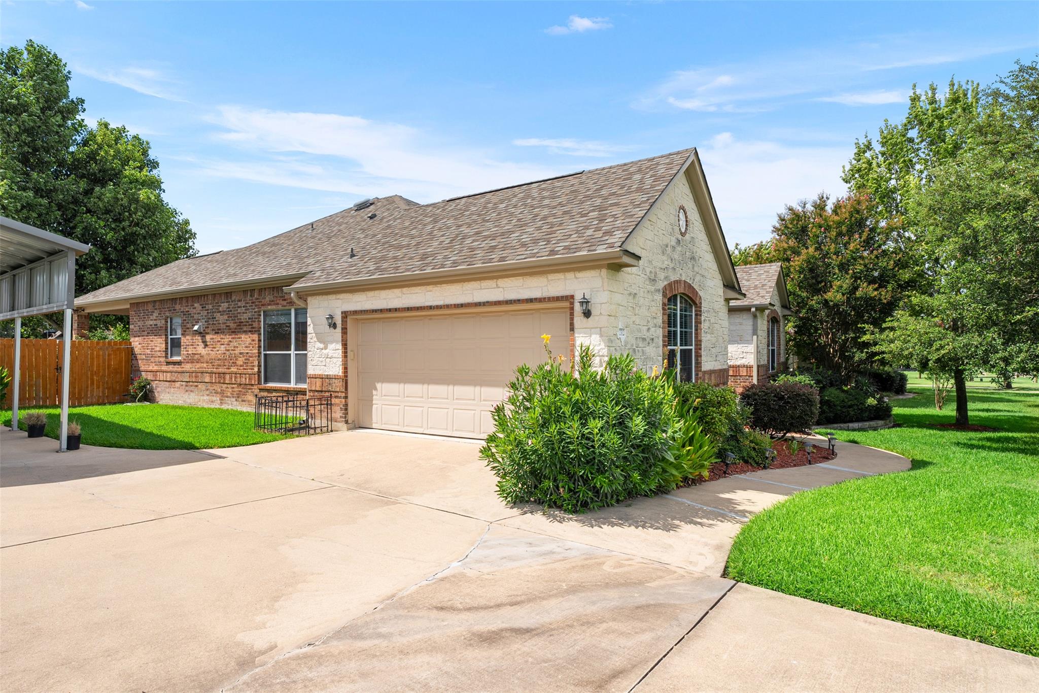 12312 Blackberry Rd, Salado, TX 76571