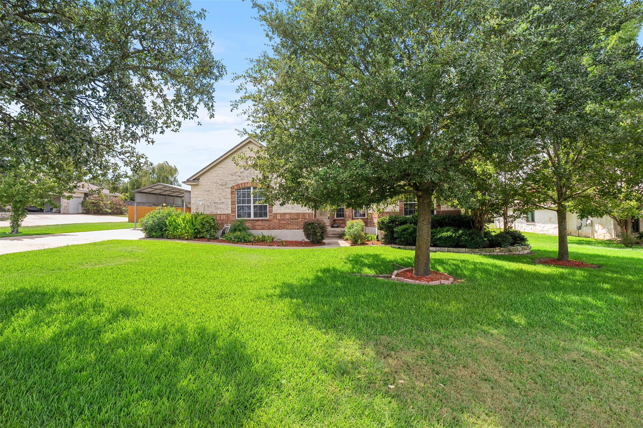 12312 Blackberry Rd, Salado, TX 76571