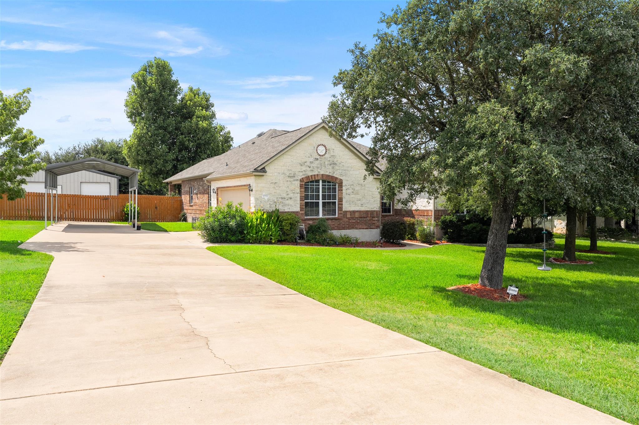12312 Blackberry Rd, Salado, TX 76571