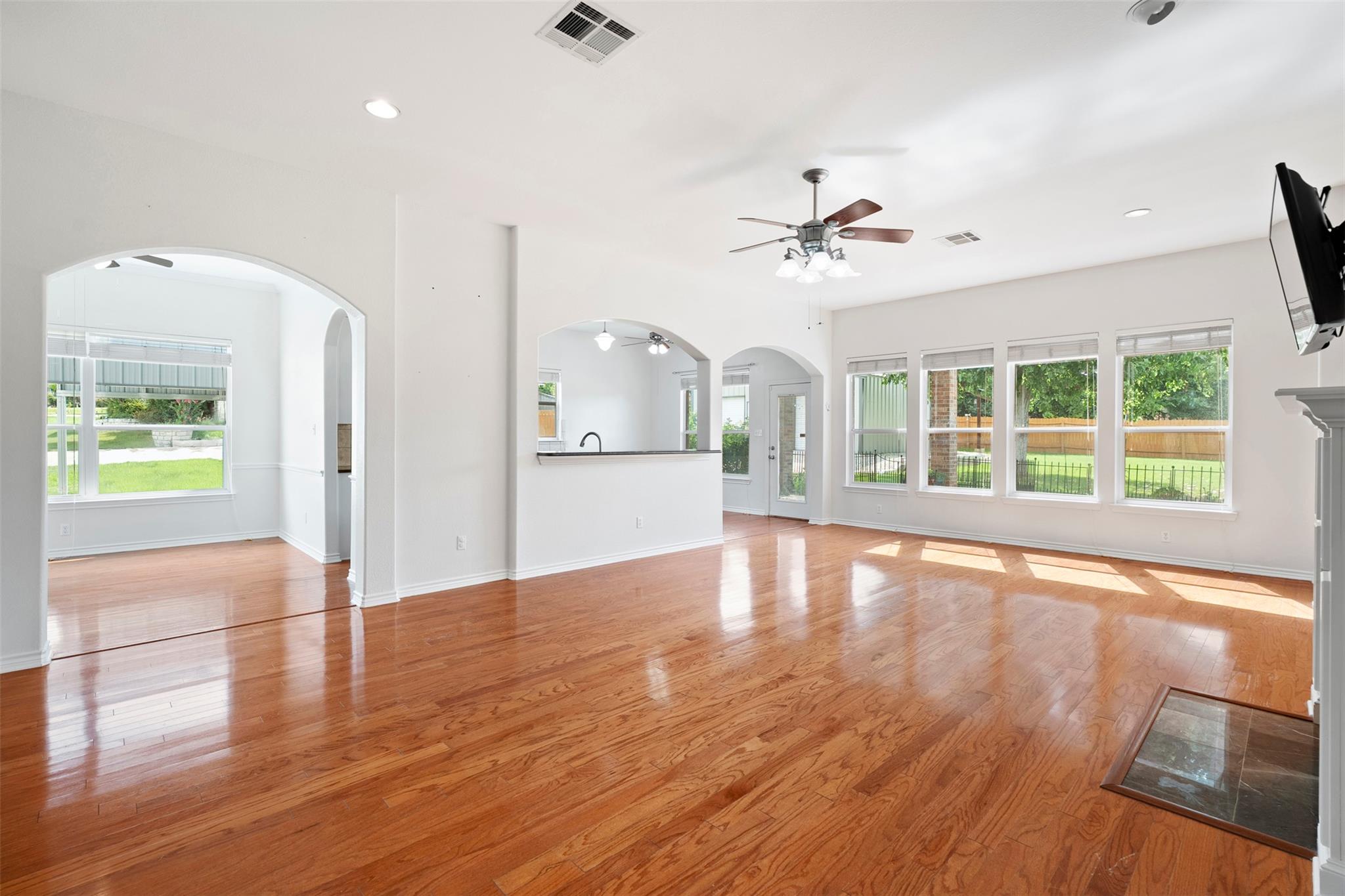 12312 Blackberry Rd, Salado, TX 76571