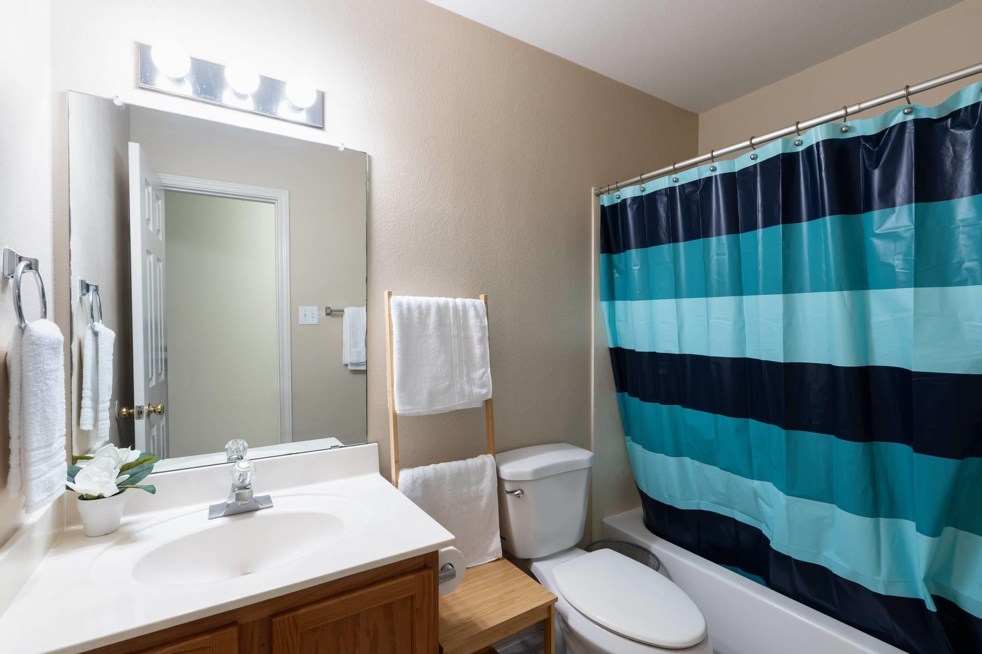 104 Whirling Eddy Cv, Hutto, TX 78634