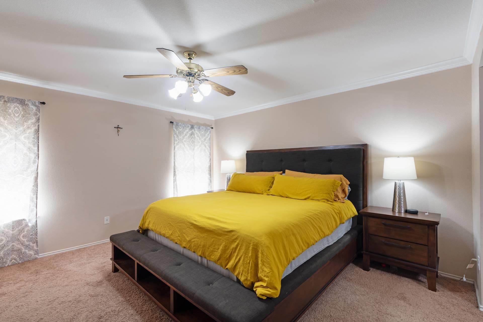 104 Whirling Eddy Cv, Hutto, TX 78634