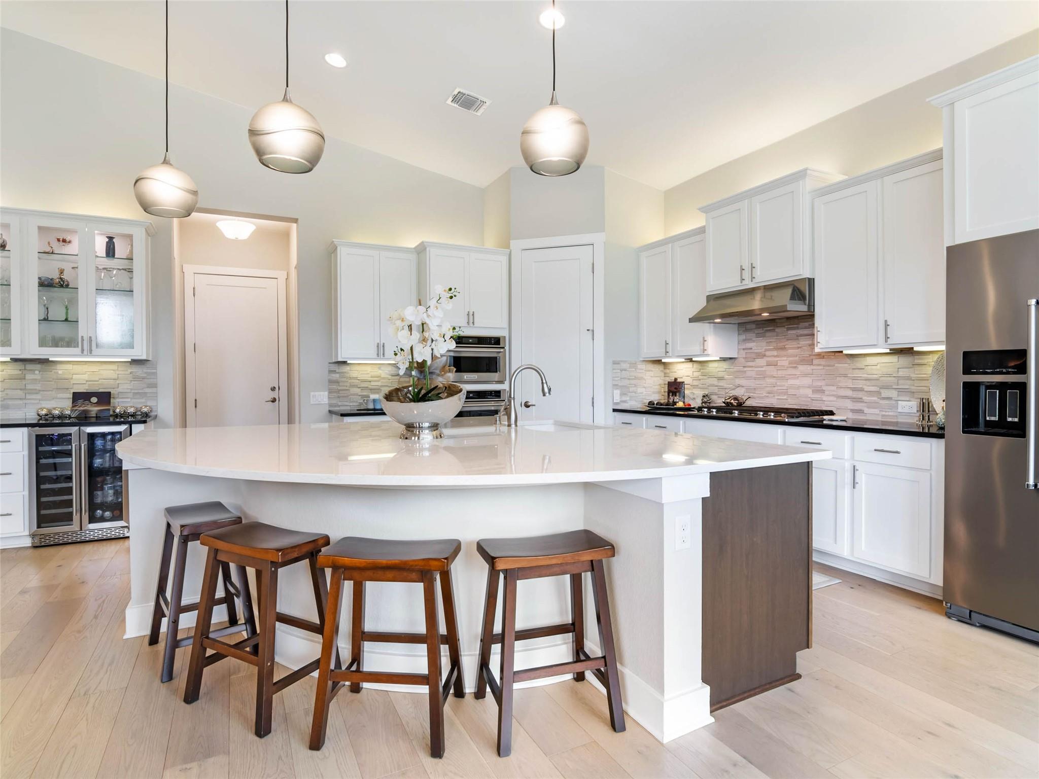 117 Balancing Laurel Dr, San Marcos, TX 78666