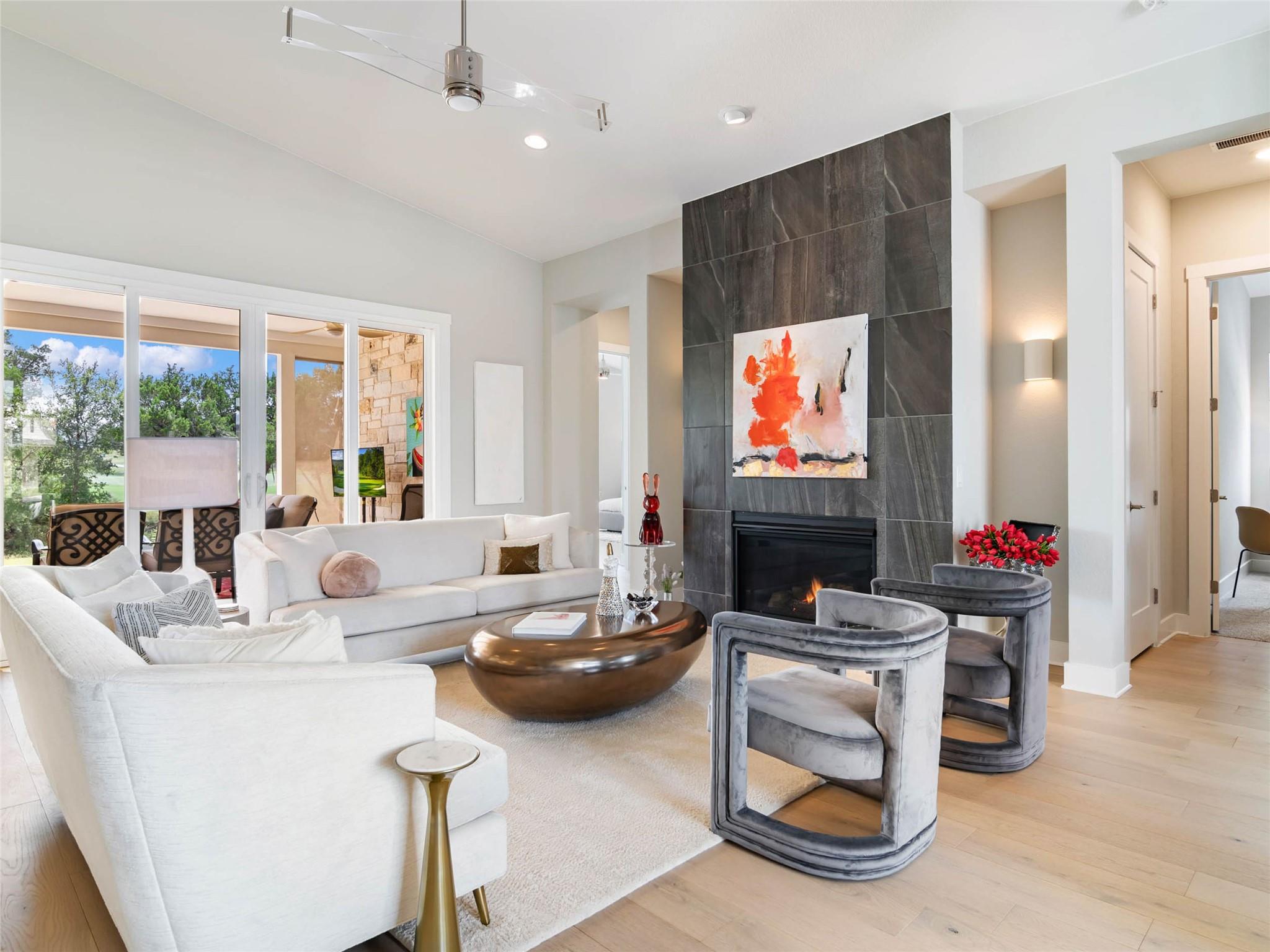 117 Balancing Laurel Dr, San Marcos, TX 78666