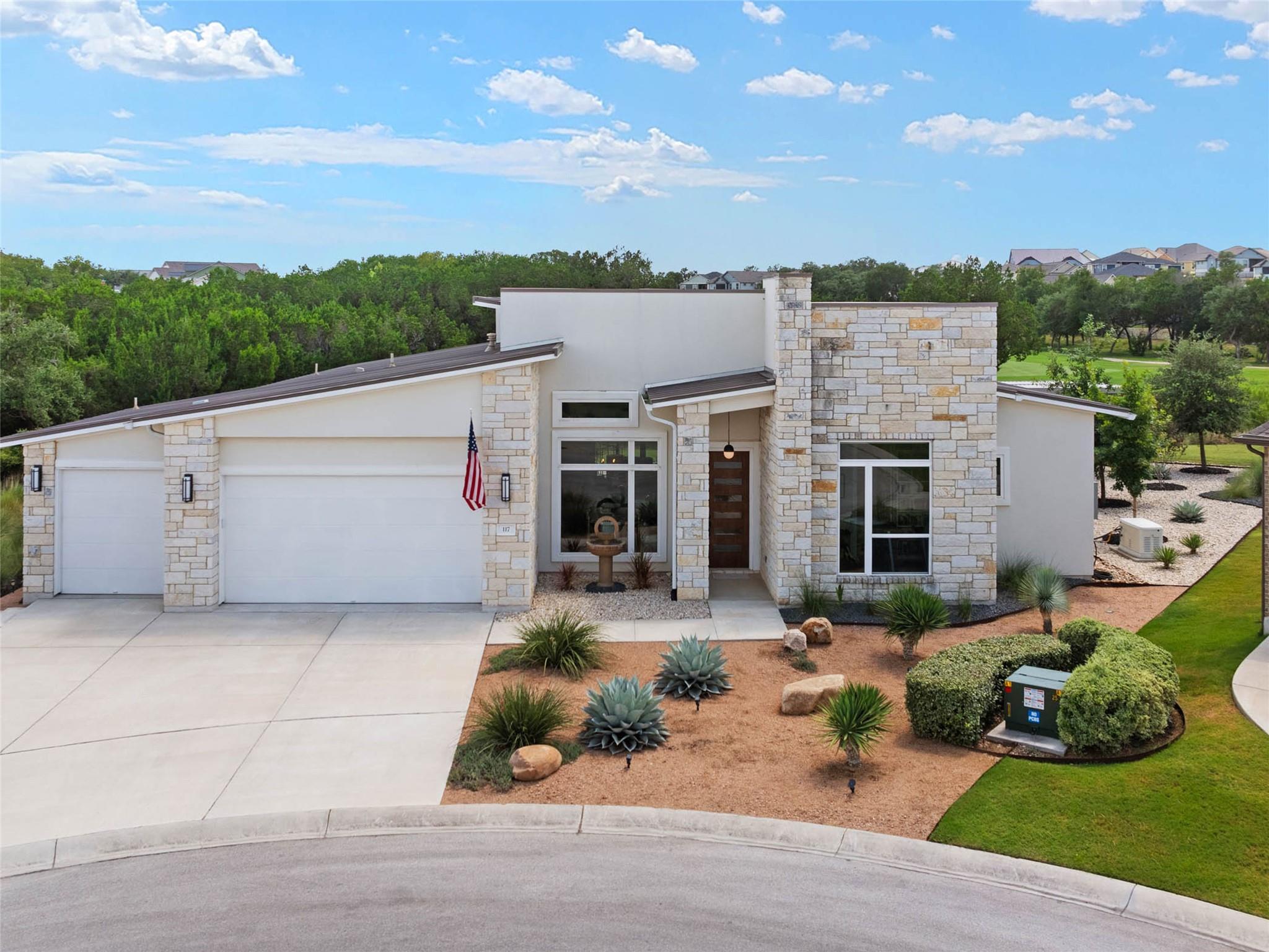 117 Balancing Laurel Dr, San Marcos, TX 78666