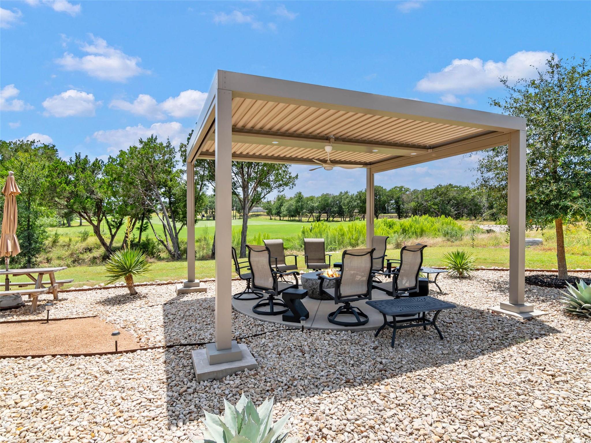 117 Balancing Laurel Dr, San Marcos, TX 78666