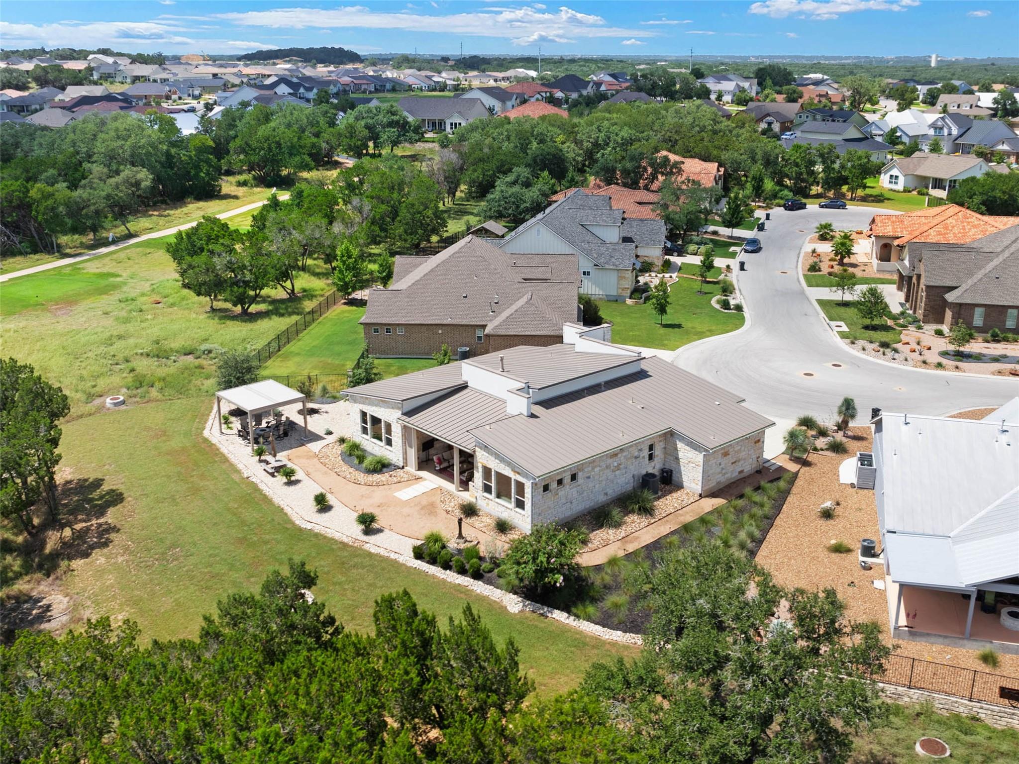 117 Balancing Laurel Dr, San Marcos, TX 78666