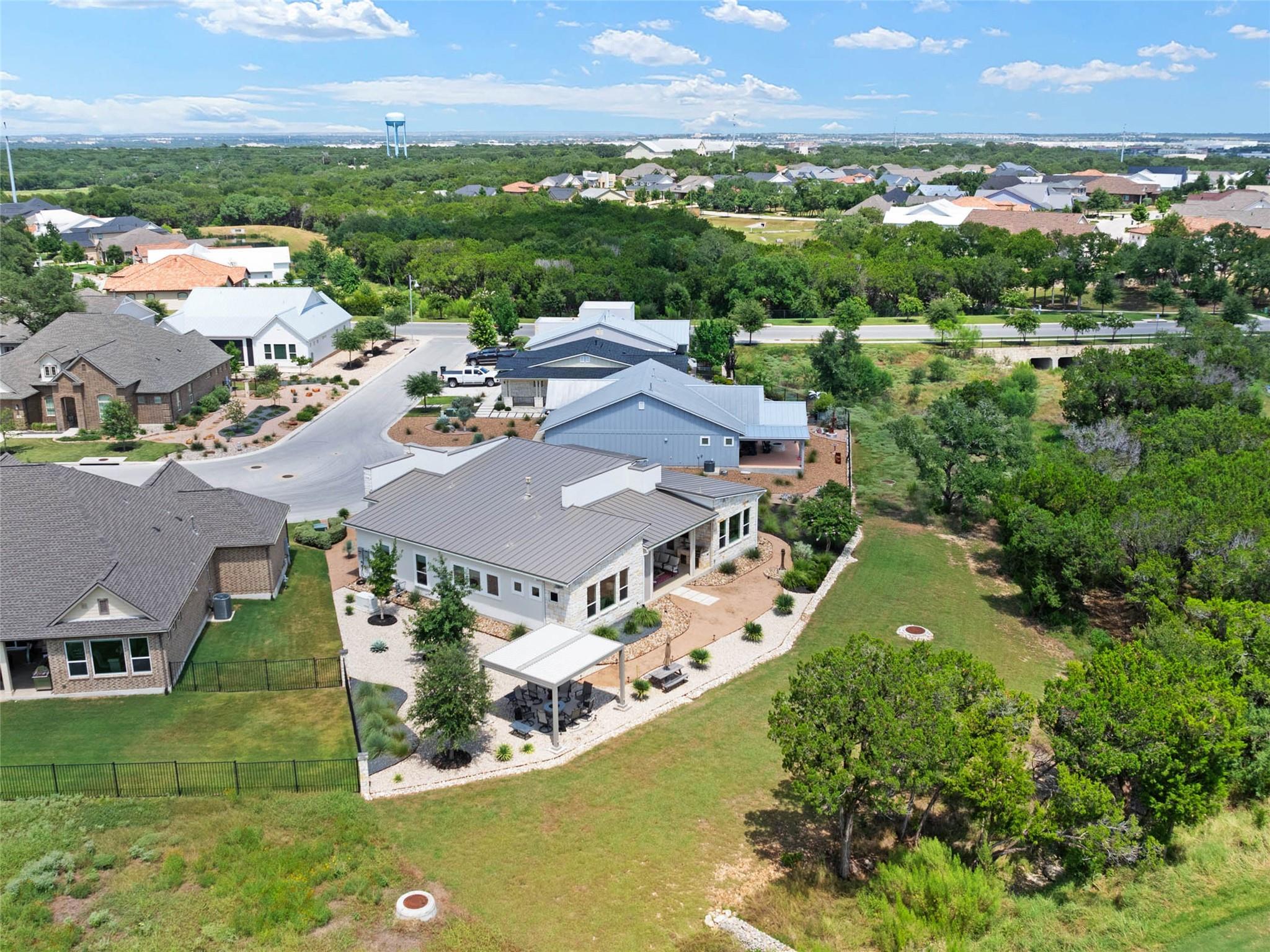 117 Balancing Laurel Dr, San Marcos, TX 78666