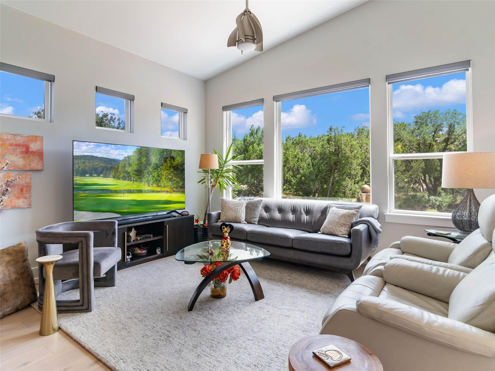 117 Balancing Laurel Dr, San Marcos, TX 78666