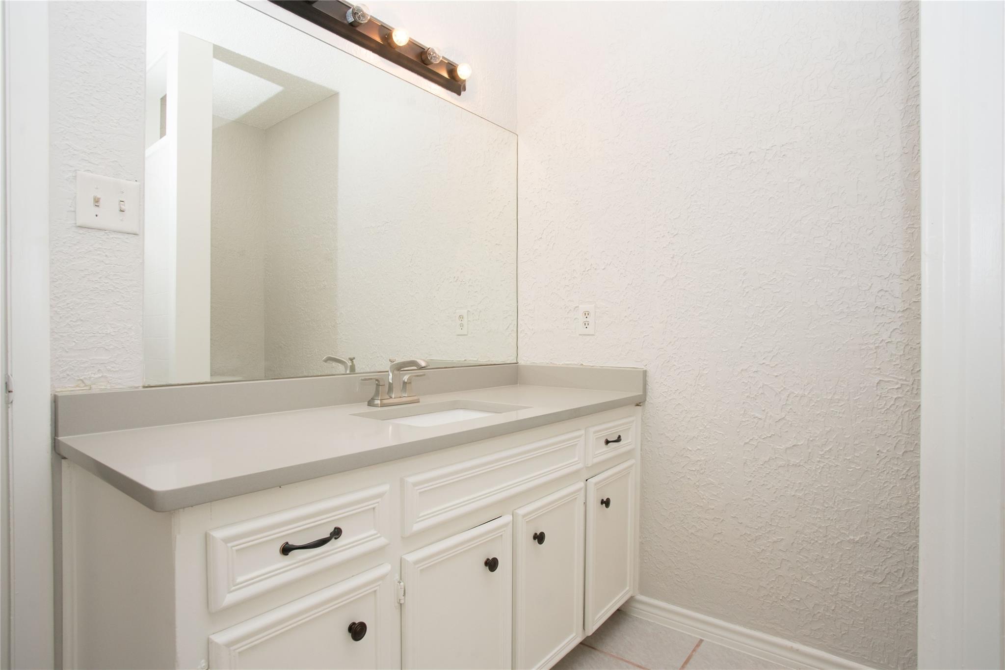 11903 Argonne Forest Trl, Austin, TX 78759